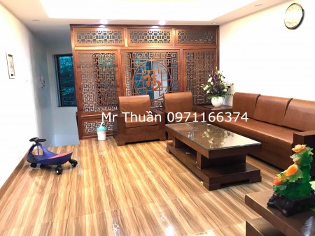Bán nhà Dương Quảng Hàm,Cầu Giấy, 45m2 xây 5 tầng giá 3.96 tỷ , oto đỗ trước cổng