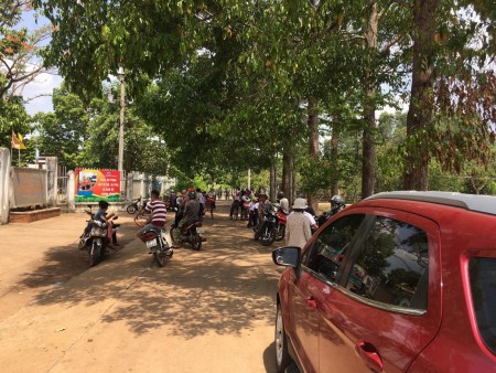 Bán lô đất xã Lộ 25, 200 triệu, sổ riêng công chứng ngay trong ngày.