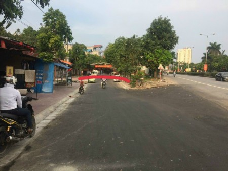 cần tiền cho con đi du học, bán nhanh mảnh đất tại chợ Bần, thị trấn Bần, Thị Xã Mỹ Hào, Hưng Yên