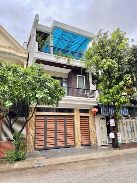 Chính chủ bán nhanh nhà Ung Văn Khiêm Bình Thạnh 8x20m CN 160m2, 4 lầu. Giá 20.tỷ* - 0936015150