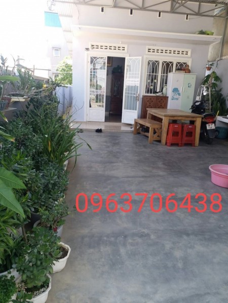 Bán lô đất liên kế phố mặt tiền Thi Sách full xây dựng, trung tâm phường 6