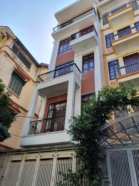 Bán nhà Trần Cung, Cầu Giấy, ô tô đỗ, 2 thoáng giá sốc 35m2, giá bán 3 tỷ