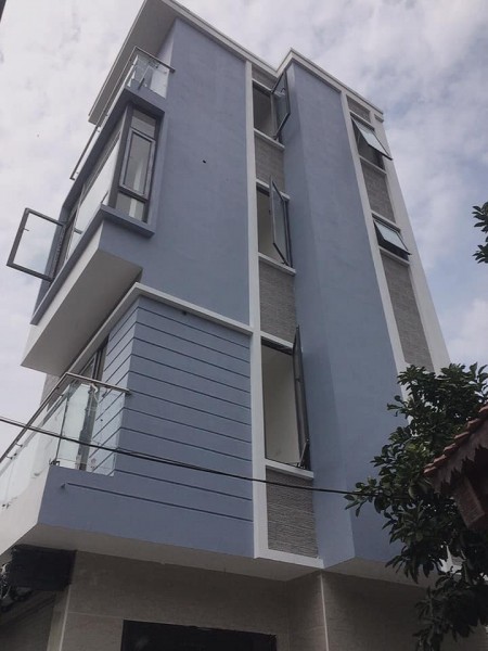 Nhà trung tâm phường Yên Nghĩa, Lô góc, Ô tô đỗ cửa, dt 35m2, 5 tầng, mt 8 m, giá nhỉnh 2 tỷ