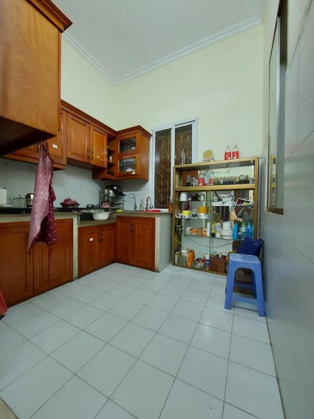 Bán nhà 3 tầng Nguyễn Văn Cừ Lô góc 3 mặt ngõ ô tô đỗ cửa