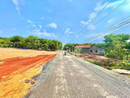 Hàng ngộp tại Thị Xã Bình Long giá siêu rẻ chỉ 440tr/1000m2