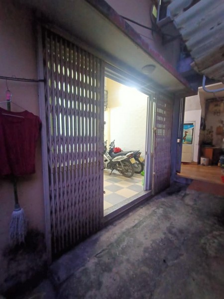 Nhỉnh 2 tỷ ở Khương Trung, Thanh Xuân, khu trung tâm, ngõ to rộng, gần phố giá