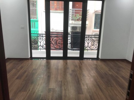 Nhà đẹp Khương Hạ 79m 4 tầng mt4.3m chỉ 8.3 tỷ Thanh Xuân