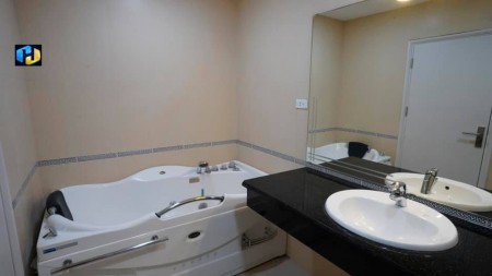 Bán nhà mặt đường Trần Thủ Độ, Hoàng Mai ô tô, vỉa hè, kinh doanh 290m2x5T, Mt11m, 28 tỷ