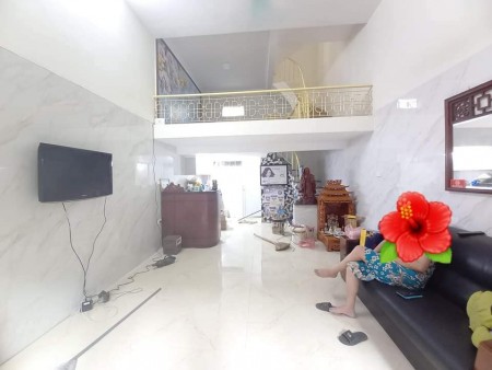 Siêu hot phố Ngọc Hà, 4 tầng, 29m, gần Lăng Bác, chỉ 2.45 tỷ, 0367971223.