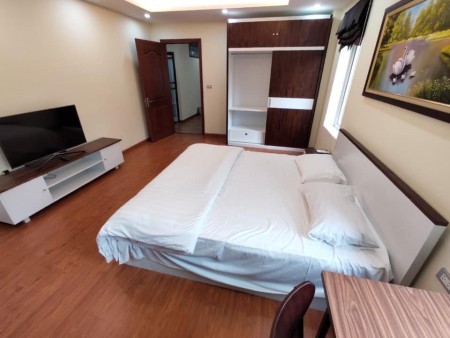 Bán nhà, Nội thất đẹp, Hoàng Quốc Việt, 59m2, 4 tầng, giá hơn 4 tỷ