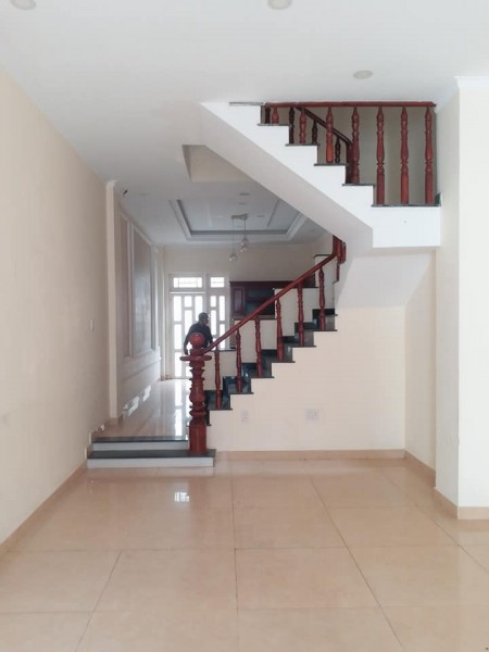 Cho thuê nhà HXH đường Hiệp Bình, P. Hiệp Bình Phước, Thủ Đức. Gần ngã 3 Hiệp Bình - Quốc Lộ 13