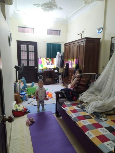 Bán nhà thanh lý nhanh ở Quận Hai Bà Trưng dt 43m2, 3 tầng bê tông, giá 3.8 tỷ