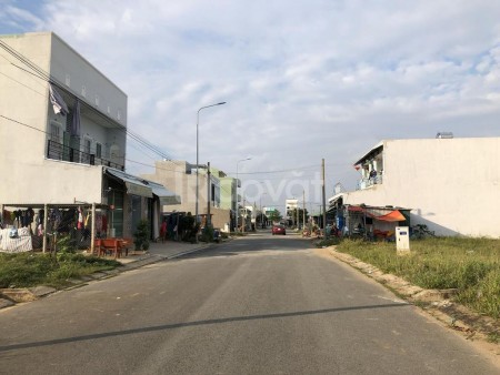 Cấn sang nền đất 130m2, liền kề bệnh viện Chợ Rẫy 2, 2 mt đường số 2, sổ hồng, xây tự do