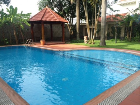 Biệt phủ Thảo Điền kiến trúc Âu Châu, thu nhập thụ động 14,000$ tháng