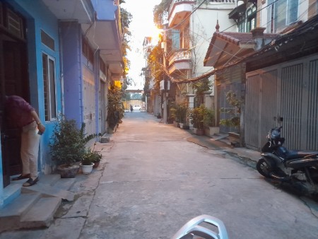 Bán nhà Bà Triệu, Hà Đông, dân trí cao, diện tích 52m, giá bán 5.1 tỷ