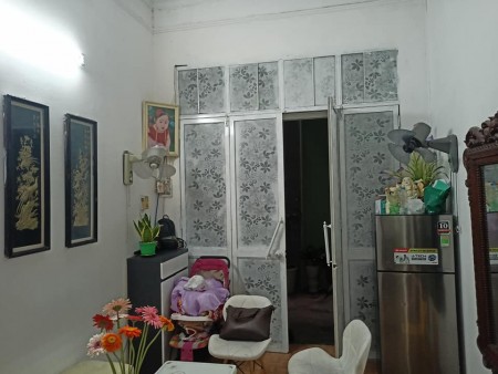 Bán Nhà nhỏ ngõ nhỏ phố Nhạc viện Hào Nam, DT: 25m2, giá 2,3 tỷ