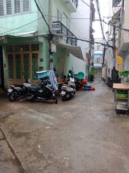 Bán nhà Hoa Thị, Hẻm xe hơi, Lô góc 2MT, nhà rộng 21m, giá 3,3 tỷ