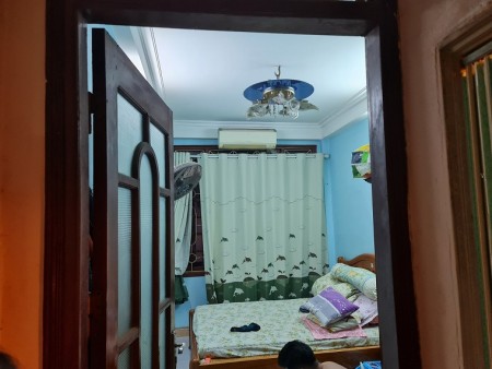 Nhà mặt phố Quan Nhân, diện tích sử dụng 24 m2, bán hơn 5.1 tỷ, chính chủ