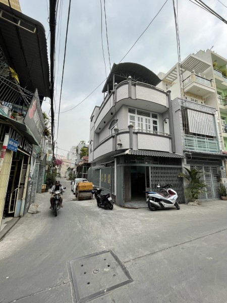 Nhà đẹp ở ngay bán nhanh 3 Tầng, 3 mặt tiền xe tải lớn, giá 5.48 tỷ