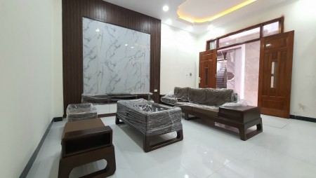 Bán nhà phố Ngô Quyền, Hà Đông cạnh KĐT, ô tô đỗ gần cực đẹp ngõ thoáng rộng 5T*31m2. Giá chỉ 2.85 tỷ, Lh 0984672007
