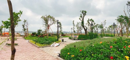 Đi đến slide 2