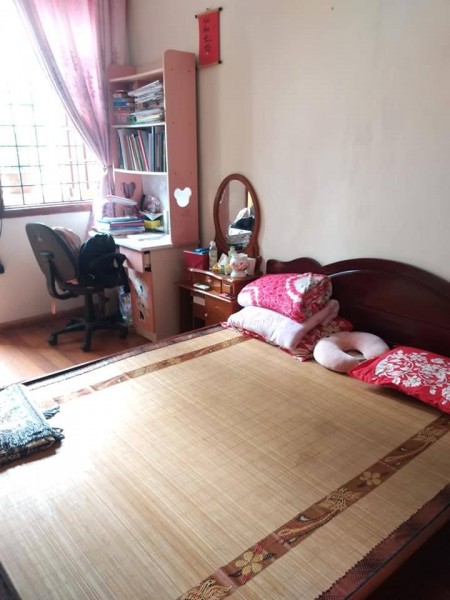Bán gấp nhà Xuân Phương, Quận Nam Từ Liêm, dt 48m2, giá 2.95 tỷ, đường ba gác tránh