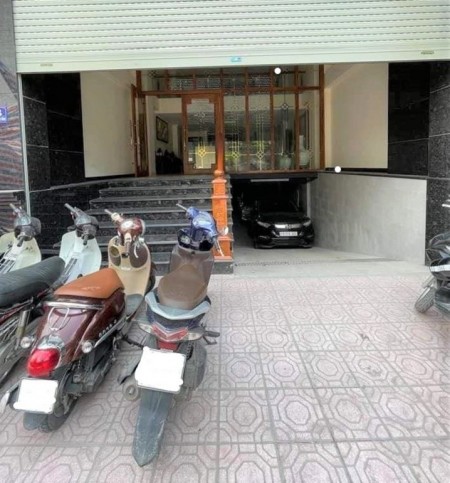 Tòa nhà 10 tầng phố Đội Cấn, Ba Đình. Vỉa hè, oto, KD. 120m2 MT7m 45 tỷ