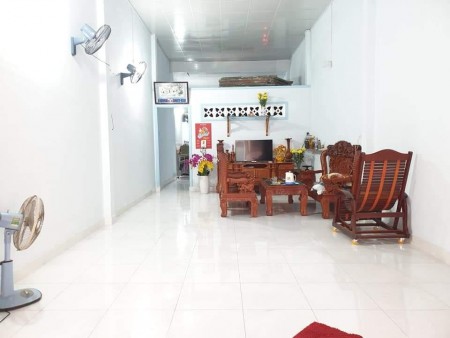 Cần bán nhà HXH đường Phú Thọ Hòa Tân Phú 76m2 (4.3 x 18) chỉ 5.3 tỷ