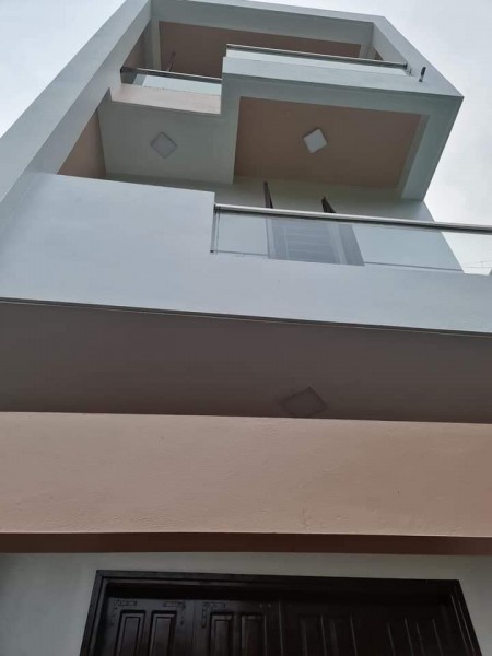 Bán nhà mặt phố Minh Khai, Quận Hai Bà Trưng, cho thuê 20tr/t, 2 thoáng, vỉa hè, nhỉnh 8 tỷ