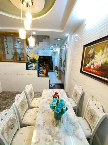 Bán gấp nhà 4 tầng đúc hẻm xe tải, dt 70m2, giá 5.3 tỷ, Quang Trung, Gò Vấp