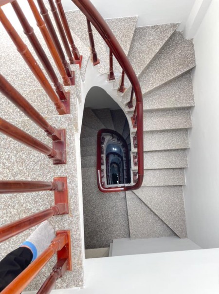 Đi đến slide 8
