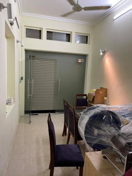 Hiếm quá, bán nhà Nguyễn Văn Cừ, Long Biên, 34m2 x 3 Tầng x 2.xx tỷ, Lô góc, 3 thoáng, LH 0944267031