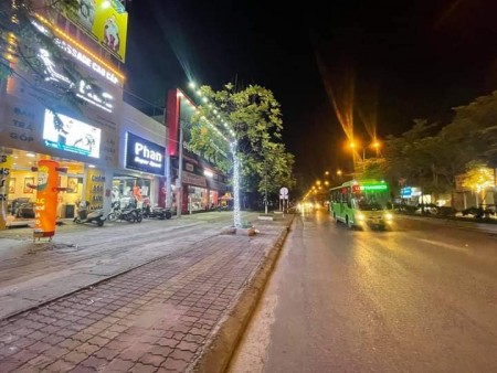 Bán nhà mặt phố Hoài Đức giá không đổi thủ, tương lai lên Quận cơ hội đầu tư có 102