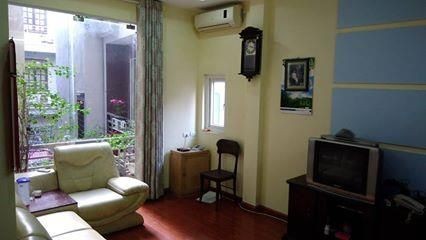 Bán nhà Tuyệt phẩm Ngã Tư Sở xe tải đỗ cửa, dt 40m2 giá chỉ 3.99 tỷ