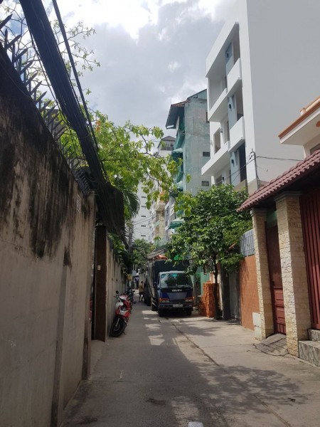 Bán gấp giảm 6.5 Tỷ còn 5.95 Tỷ, Nhà mới, HXH, Tân Kỳ Tân Quý, hơn 40m2