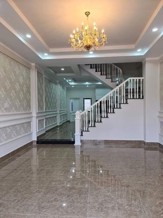 Bán gấp nhà hẻm xe hơi 3 tầng Nguyễn Văn Đậu, P6, Bình Thạnh, dt 81m2, giá 10.3 tỷ