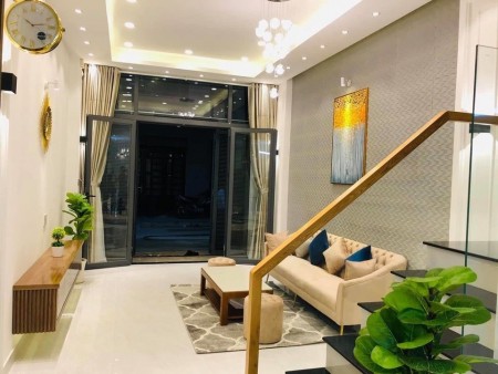 Hẻm xe hơi 5 tầng đúc kiên cố đường Âu Cơ chỉ với 4.90 tỷ, diện tích 4x11m2
