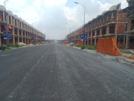 Dự án: Khu Đô Thi Phức Hợp Thăng Long CenTral City, giá 750 triệu/tháng
