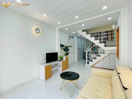 Bán nhà nguyên căn đúc kiên cố Quận Bình Tân, dt 80m2, 3 tầng, giá 5.9 tỷ, lh: 0917173744 Nghĩa
