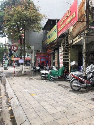 Bán nhà mặt phố Giải Phóng 128m2, MT 11m, gần BX Giáp Bát chỉ hơn 200tr/m2.