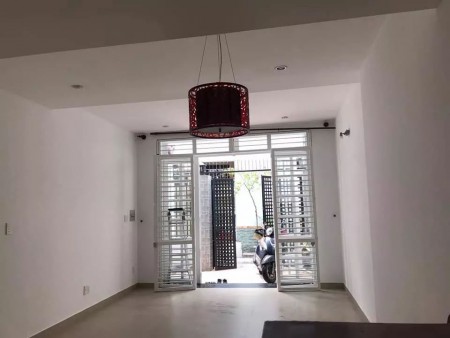 Bán Nhà Đường 3/2, Quận 10, 44m2, 3 Tầng Giá rẻ, chỉ 5 tỷ Chính Chủ