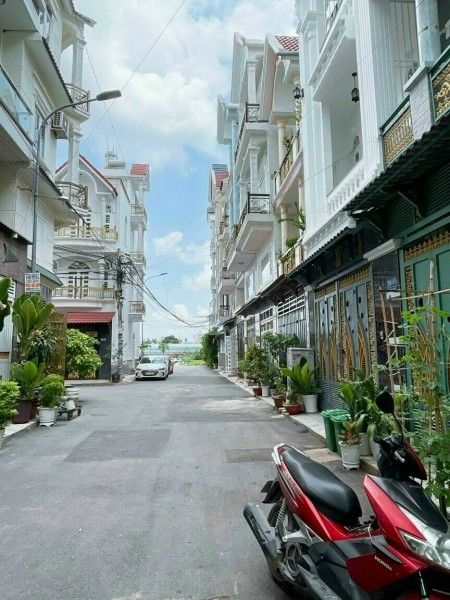 Giảm 100 triệu còn 4.35 tỷ nhà đường Hiệp Thành, Quận 12, diện tích 50m2, lhcc