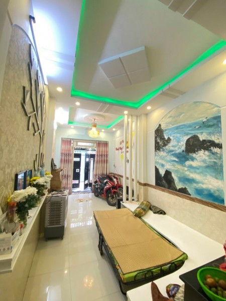 (Gò Vấp)Nhà 3 tầng đẹp, nở hậu, hxh, giá cực tốt, Nguyễn Văn Lượng, dt 58m2, giá 4.68t ỷ