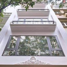 Bán nhà mp Chiến Thắng 75m2x4T mặt tiền 4m giá 18.8 tỷ