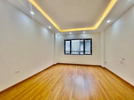Nhà mới koong lô góc ở luôn, ô tô cách 50m2, sỗ sẵn, bao sang tên