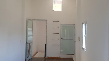 Cần bán nhà 30m2, đúc bê tông 4 tầng Quận Thanh Xuân, giá 2 tỷ, LHCC