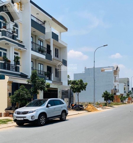 Bán Gấp Lô đất nền 90m2 sổ hồng sẵn xây dựng tự do mặt tiền 16m KDC Phạm Văn Hai giá tốt