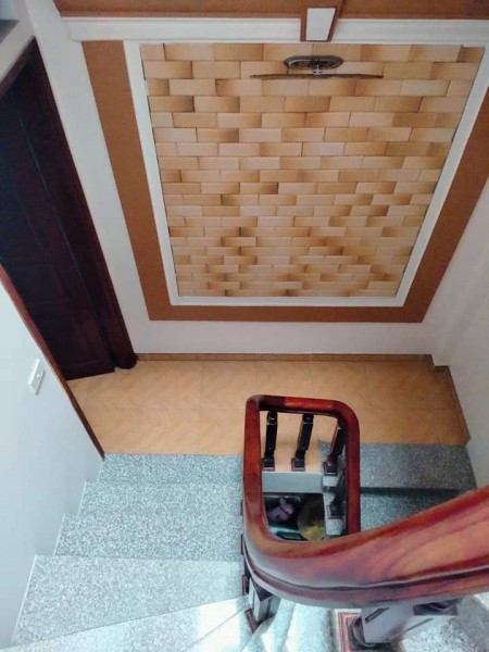 Bán nhà phố Nguyễn Khang, an sinh đỉnh, diện tích 35m2, giá 4.2 tỷ