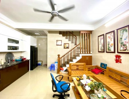 Bán nhà đẹp tiện ích khu chung cư cao cấp Beriver, ô tô ngõ thông