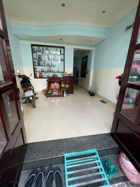 Nhà 5PN 2 Sân Thượng + thu nhập cố định 37triệu mỗi tháng giá chỉ 6tỷ6